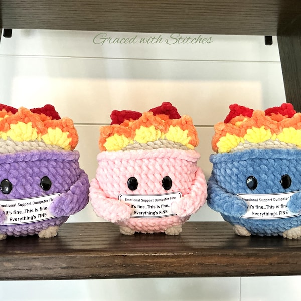 Peluche de crochet hecho a mano con forma de contenedor de basura de apoyo emocional