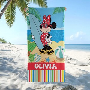 Puede incluir: Un juego de tres tazas de cer&aacute;mica con un acabado moteado y mate. Las tazas son de color crema, gris claro y gris oscuro. Cada taza tiene un dise&ntilde;o simple y minimalista.