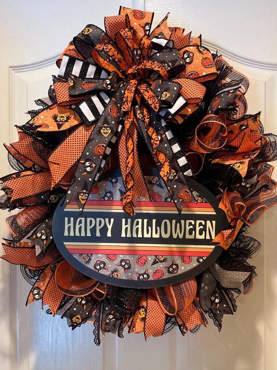 Happy Halloween Wreath