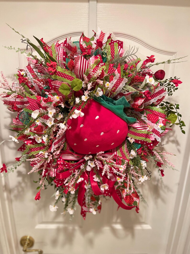 Strawberry Wreath: Summer Farmhouse Door Decor With Red & Pink Ribbons ...
