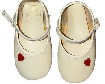 Vintage Baby Deer Shoes Baby N 2 3-6mos White Patent Leather Mary Jane Hearts