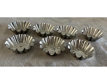Vintage Fluted Molds 2x1" Small Brioche Tart Cake Pans Tins Lot Of 7