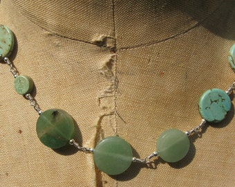 Green bliss: Turquoise, aventurine and quartz wired necklace.