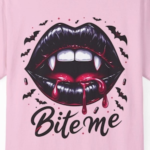 Spooky Vampire Halloween T-Shirt: Gothic Unisex Tee