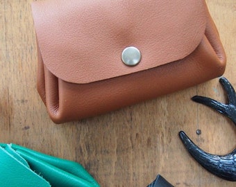 Camel natural Leather coin purse for woman