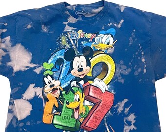 Disney Upcycled Bleach Dyed Tshirt - Gebleekt