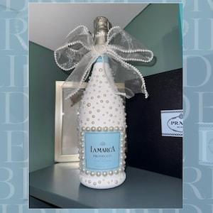 Hand painted Bridal Prosecco / Champagne bottle for Wedding, Engagement Gift, Bachelorette Party, Bridal Shower Gift, Customizable