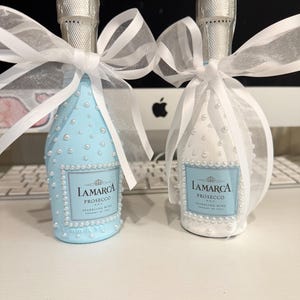 Hand painted mini bridesmaid and bride Prosecco / Champagne bottles for Wedding, Bachelorette Party, Bridal Shower | FREE BRIDAL BOTTLE!