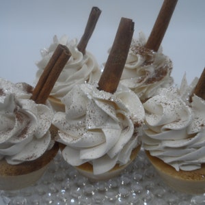 Cupcake soap, Apple Cinnamon, faux food soap, desset soap, fake food