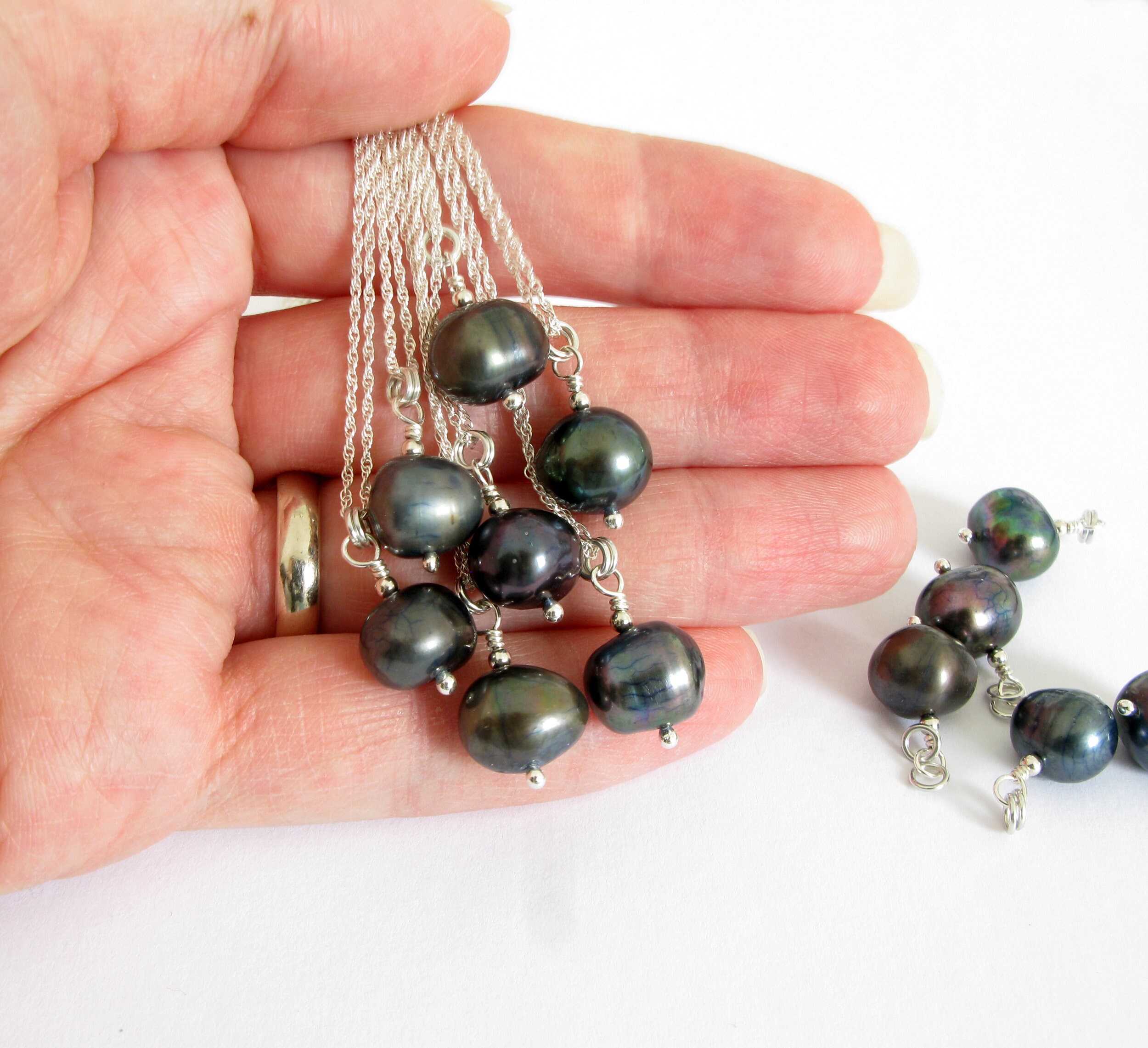 Minimalist Black Pearl Necklace Sterling Silver Pearl Etsy