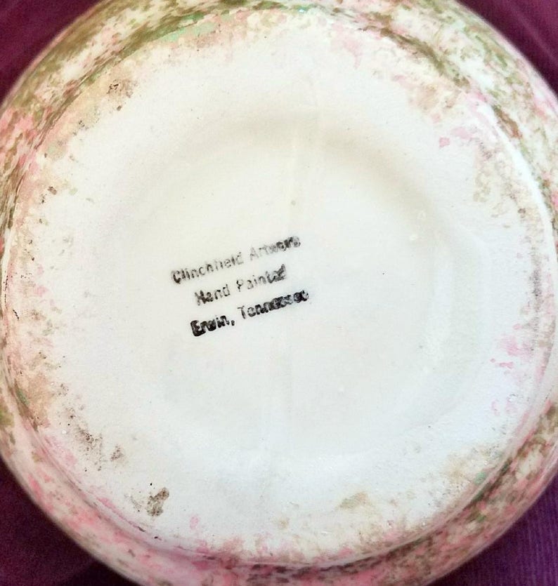 Clinchfield ArtWare Pottery Stippling Pitcher Pink Green Ship Free US48 Contig Cash Family Pottery Vintage Pottery Art /& Crafts Ewer
