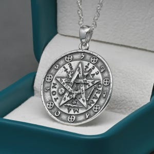 Colgante Tetragrammaton Simbología Esoterica En Plata 925, Tetragrammaton Pendant with Esoteric Symbols in 925 Silver
