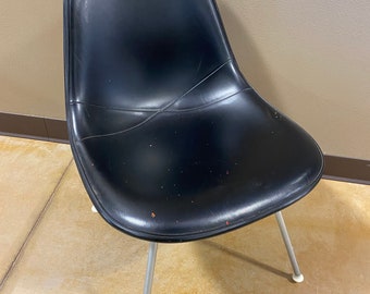 Pick Up Only Vintage Original Mid Century Herman Miller Black Chair Designed by Charles Eames