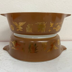 Vintage Pyrex Early American Pattern Casserole Dishes Set of 2 No Lids