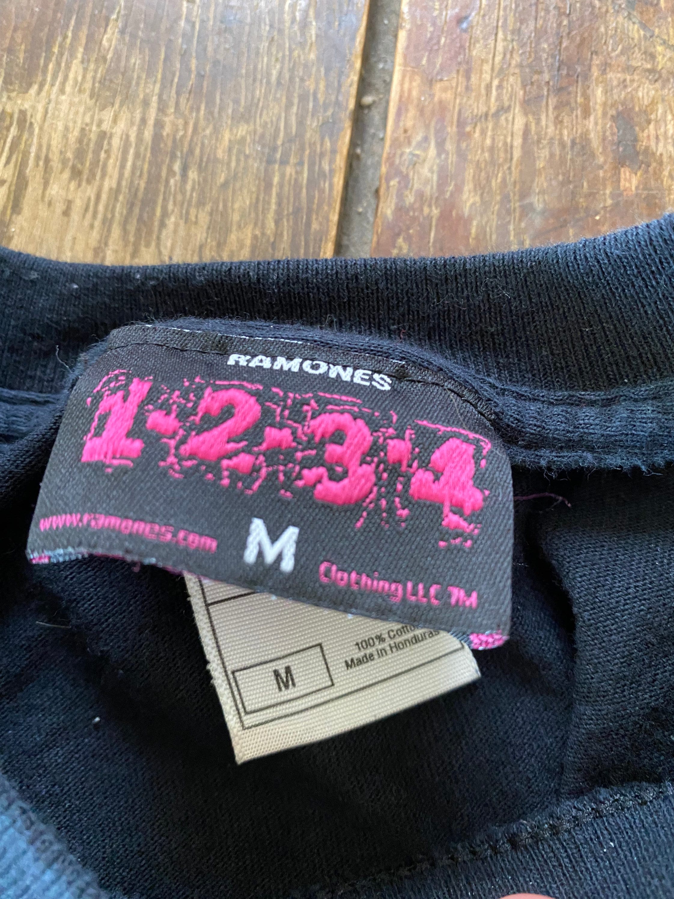 Vintage 1999 Ramones Classic Graphic Tee Faded and Worn