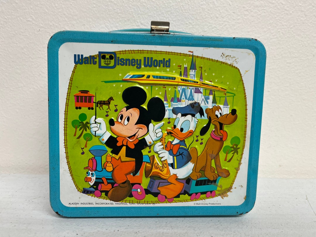 アラジン社製　Walt Disney World ランチボックス 缶 Vintage 1970s Walt Disney World Blue Metal Lunch Box by Aladdin - Etsy