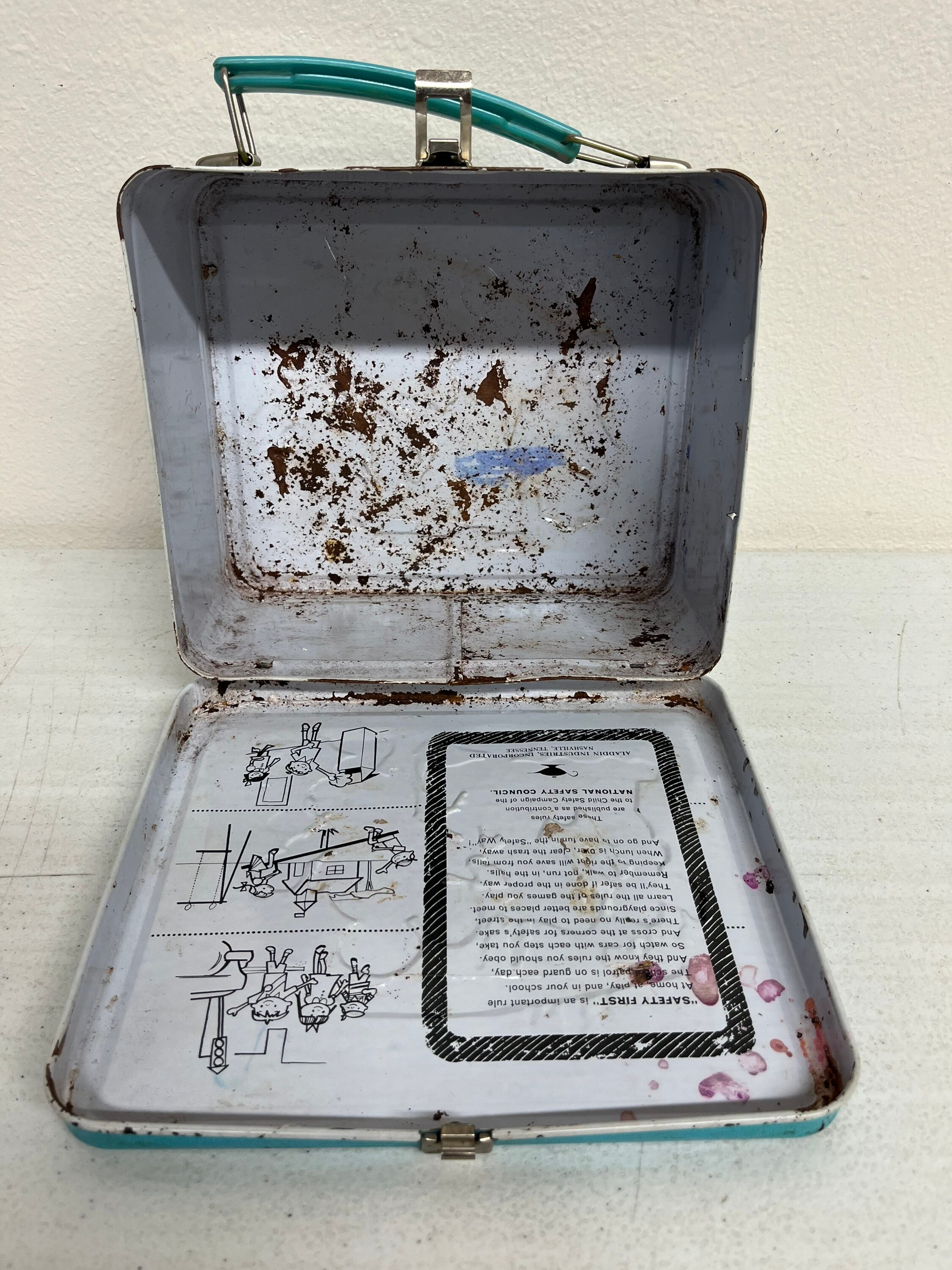 Vintage 1970s Walt Disney World Blue Metal Lunch Box by Aladdin - Etsy