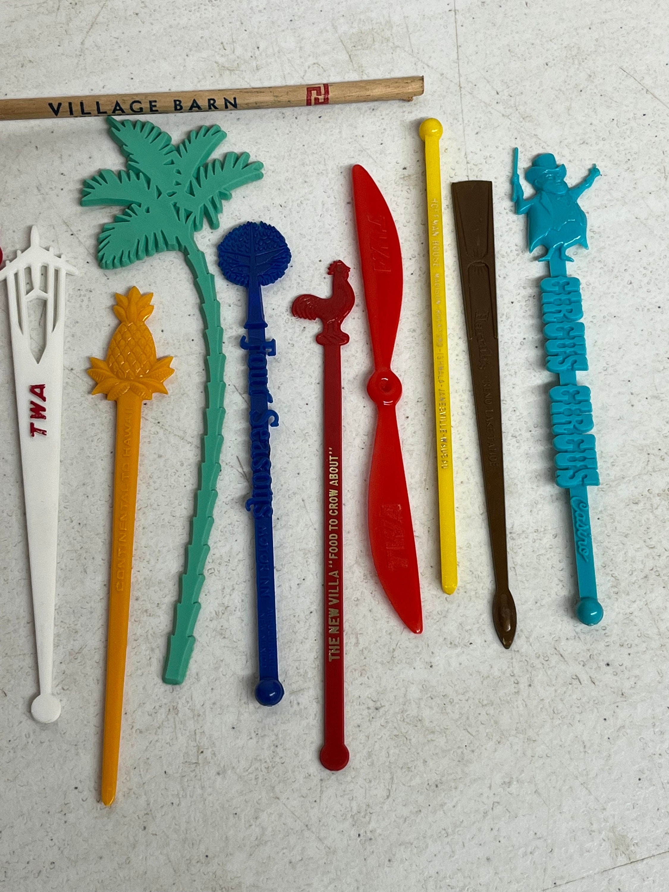 23 Vintage Plastic Swizzle Sticks Stir Sticks Hawaii Children's Planet  Hollywood