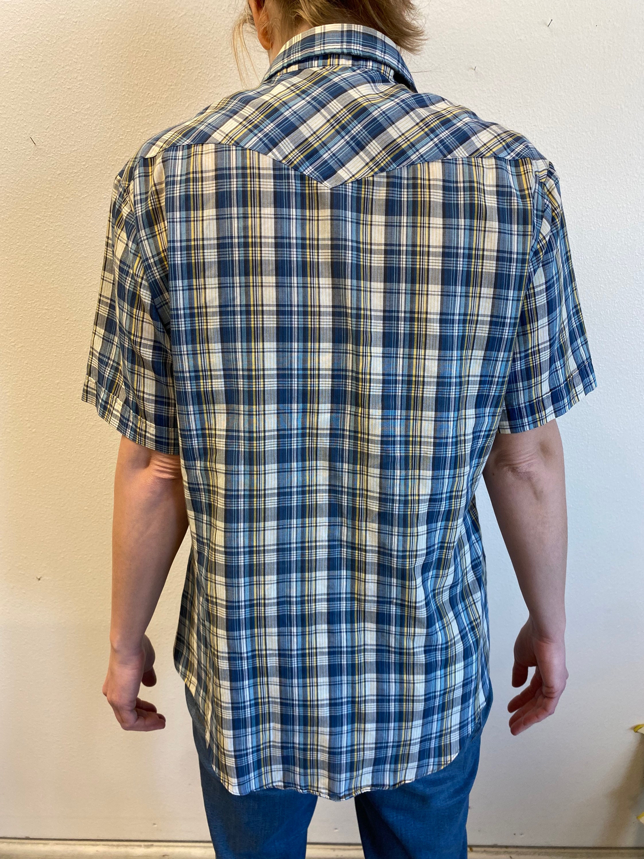 Vintage Youngbloods Authentic Western Short Sleeve Men's Plaid Snap Button Shirt Size Medium