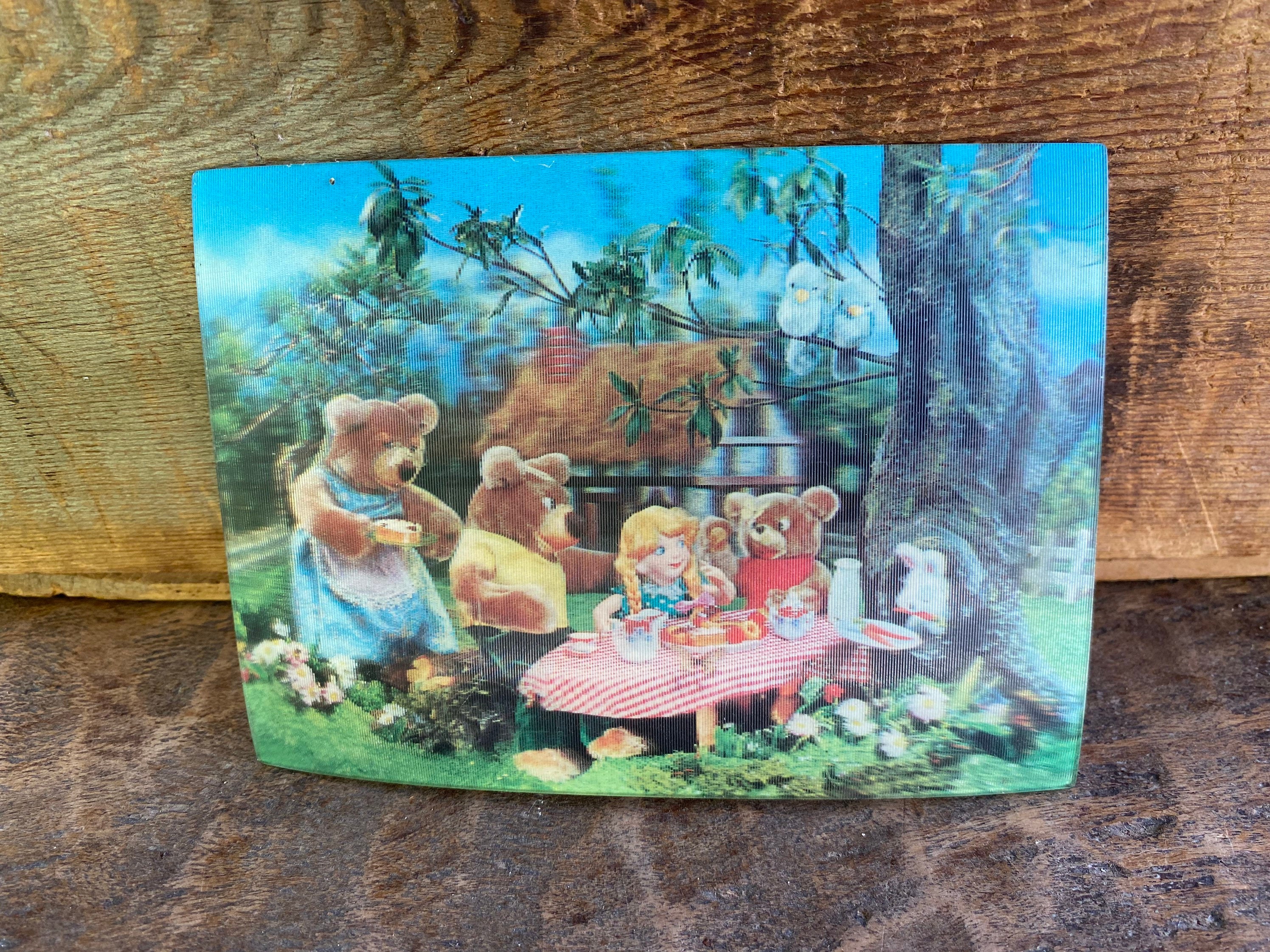 Vintage 1966 Goldilocks and the 3 Bears Hologram Postcard by WC Jones