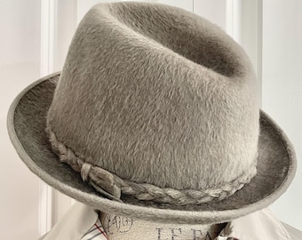 Gorro de piel gris Biltmore Panda de los años 60