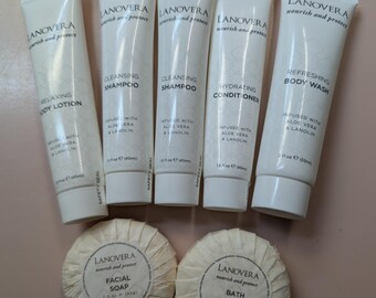 Lote de 7 productos Lanovera: gel de ducha, champú, acondicionador, loción y jabón facial de 59 ml (2 oz). Nuevo. Au. Mgm