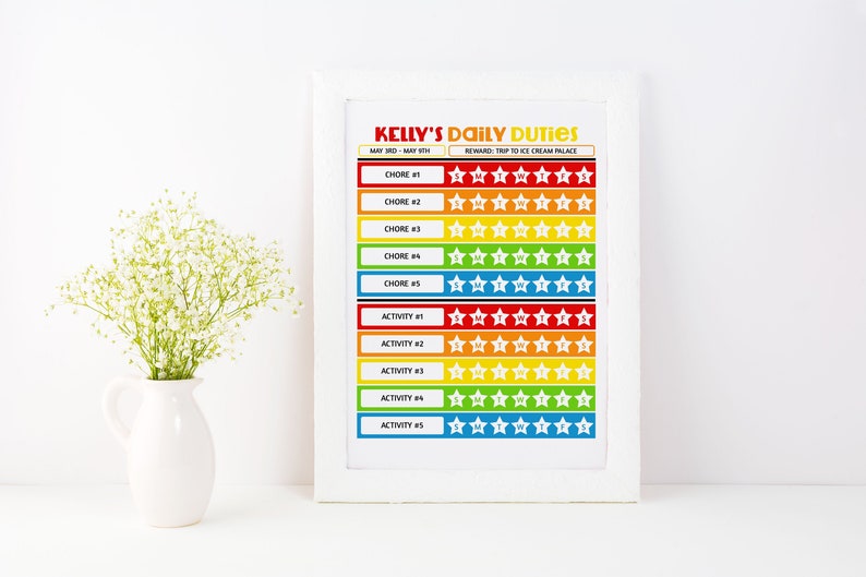 Chore charts are a great way to keep your kids on top of their chores. Here are some cleaning checklists for kids of all ages. These are guaranteed to help busy parents keep kids on track with the chores you want them to do!