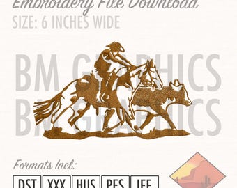Op de afbeelding: Download van borduurbestand voor een cowboy die op een paard rijdt en een kalf vangt. Het ontwerp is 15,24 cm breed en beschikbaar in de formaten DST, XXX, HUS, PES en JEF.