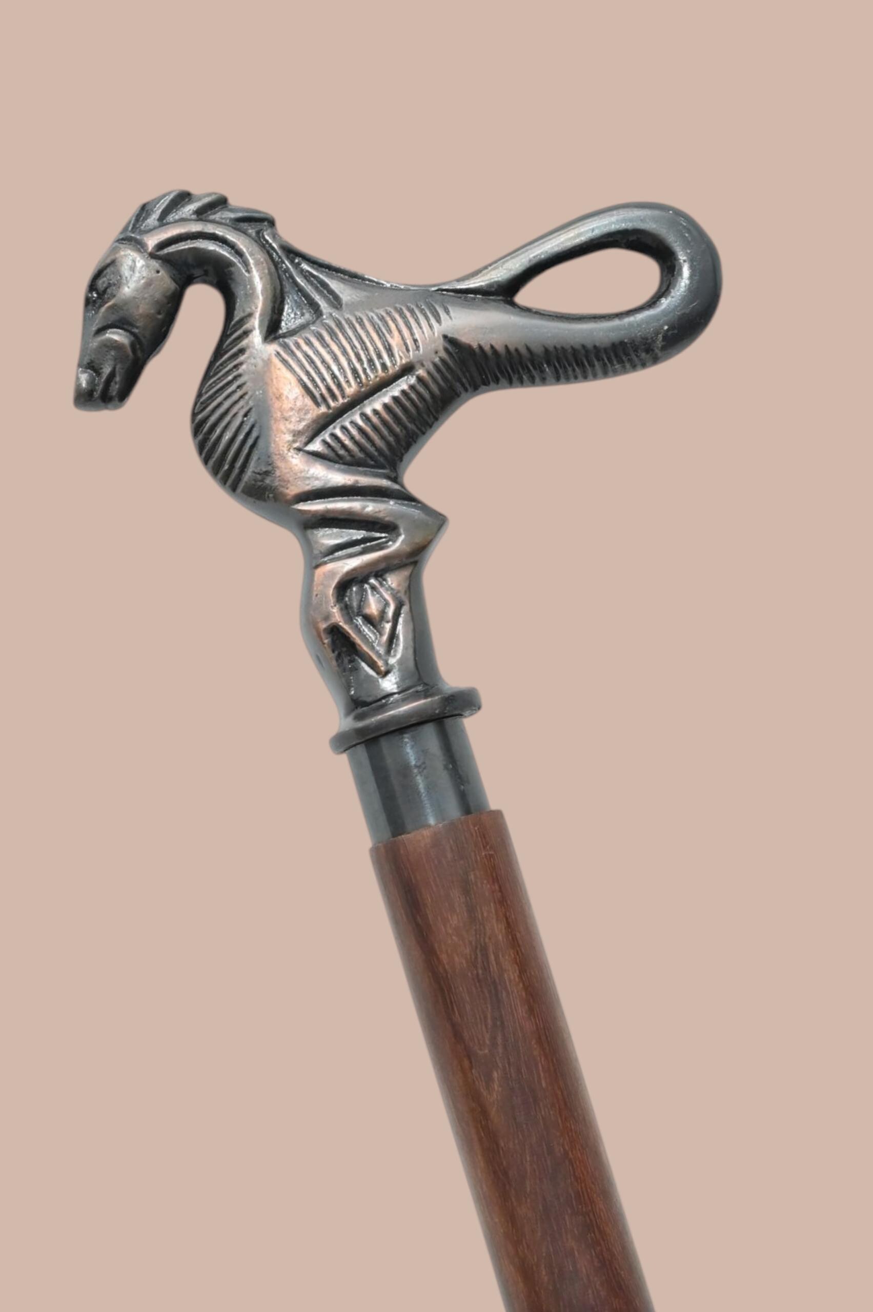 (アンティーク)馬の頭のハンドル付き杖 馬頭杖 — 彫刻された木製のシャフトと金属製のハンドル - Etsy 日本