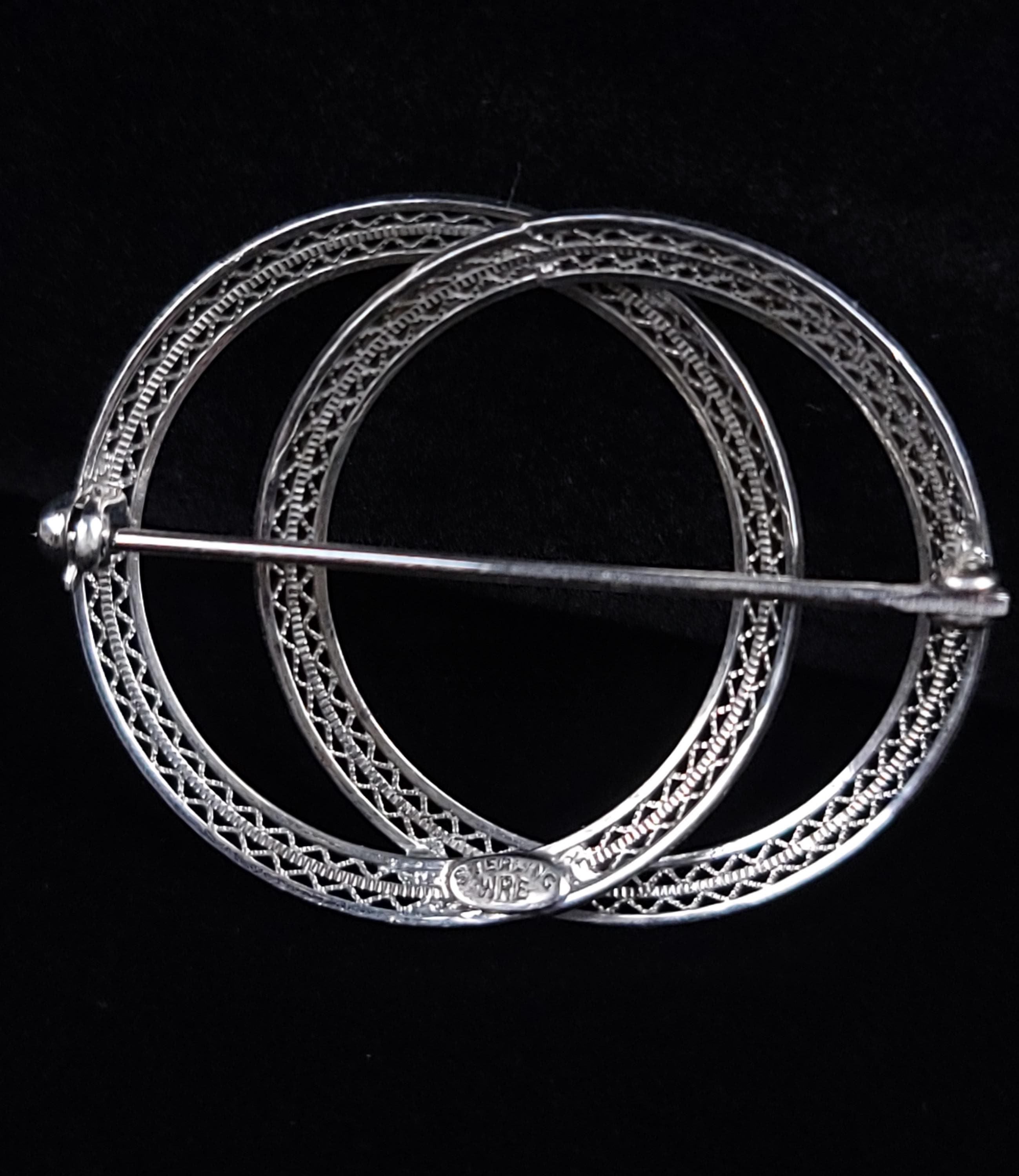 Interlocking Filigree Slider Vintage WRE Sterling Silver Interlocking Circle Filigree Brooch - Etsy