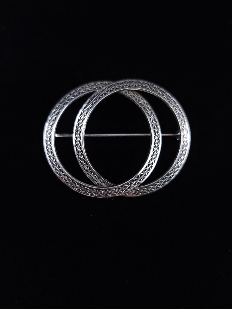Interlocking Filigree Slider Vintage WRE Sterling Silver Interlocking Circle Filigree Brooch - Etsy
