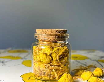 Organic Turmeric Mini Croissant Bites: Anti-Inflammatory Treats for Rabbits