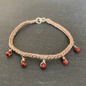 Crochet Bracelet With Garnet image 2