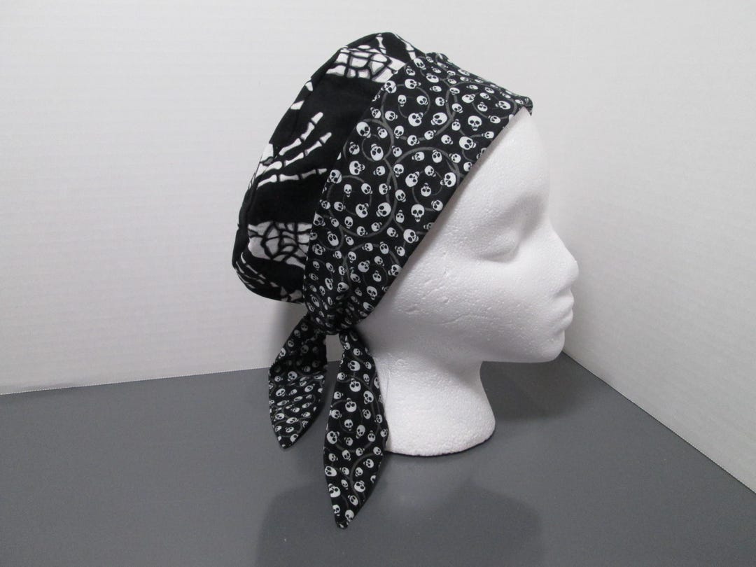 Skeleton Hand Graduation Cap Halloween Skeleton Hands With Coordinating Black and White Mini Skulls ...