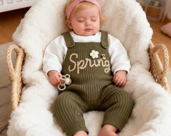 Custom Embroidered Baby Romper, Personalized Knit Dungarees with Name, Coming Home Outfit, Baby Shower Gift, Cozy Cotton for Newborns