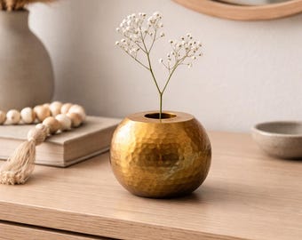 Vintage Kerzenleuchter aus handgehämmertem Messing, Mid-Century Modern Globe Design