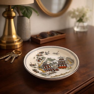 Wedgwood Chinese Legend Bone China Dish, Pagoda Landscape Trinket Plate (Made in England)