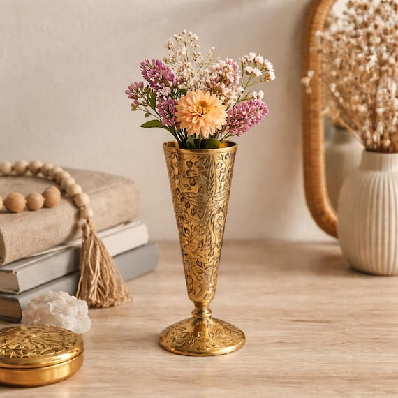 Vintage Messing Vase 15 cm, handgraviert Floral geätzt, Boho Wohnkultur