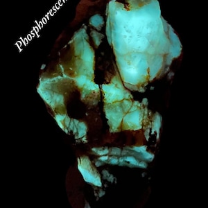 86 Gram Unique Color Natural Rare Fluorescent Phosphorescent Hackmanite Specimen _ Afghanistan