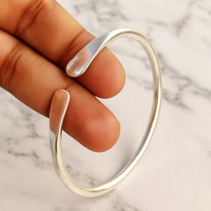 Solid 925 Sterling Silver Plain Bangle - Heavy Bangle - Stackable Bangle - Single Wrist Bangle - Adjustable Cuff Bangle - Women Gift Bangle