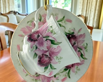 Vintage Paragon Orchid Teacup & Saucer: Fine Bone China with Gold Trim