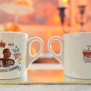 Caneca do Jubileu de Prata da Rainha Elizabeth II (Conjunto de 2)