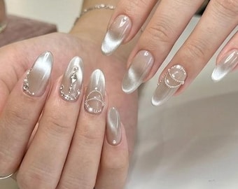 Silber Katzenauge Mandel Nägel | Samtperlenkette Akzent, wiederverwendbare Hochzeitsnägel