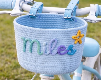 Spersonalizowany koszyk rowerowy dla dzieci, koszyk rowerowy z imieniem, ręcznie tkany koszyk rowerowy z bawełnianej liny, koszyk na hulajnogę, prezent dla dzieci, prezent z imieniem dziecka
