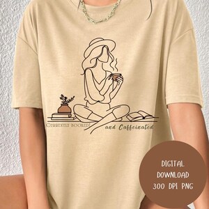 PNG actualmente reservado y con cafeína, descarga digital estética para amantes de los libros, chica que lee café, camiseta con libros y café, ratón de biblioteca aficionado a los libros png