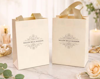 Bolsa de regalo con nombre personalizado, bolsa de papel kraft en tono crema natural con cinta de raso.