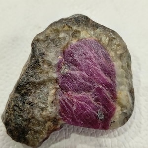 274 carat natural african ruby amezing ruby rough 100 % natural african specimen ruby gemstone rough.