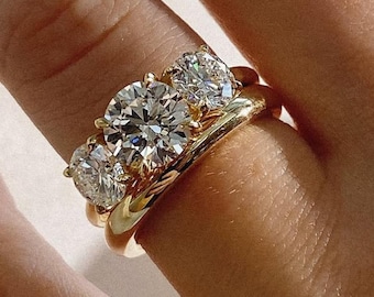 SAVEARTH DIAMONDS 0.50 Carat Lab Created Moissanite Engagement Ring Trio Set - Sterling Silver, Women's Size 6 & Men's Size 9 - View #5