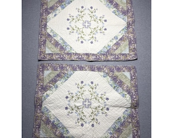 Living Quarters Bloemen Gewatteerde Patchwork Kussenslopen Set van 2 Paars Saliegroen 30x23