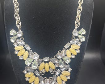 Vintage Lee Angel statement bib necklace yellow rhinestone floral crystal layered silver tone necklace